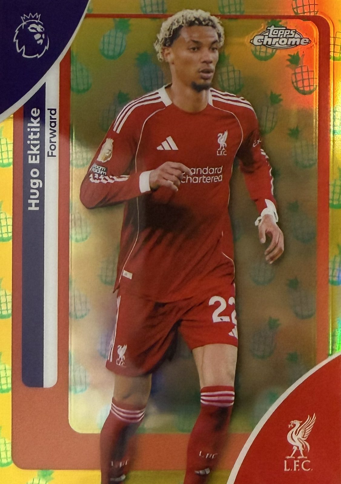 Hugo Ekitike Pineapple Parallel Topps Chrome EPL