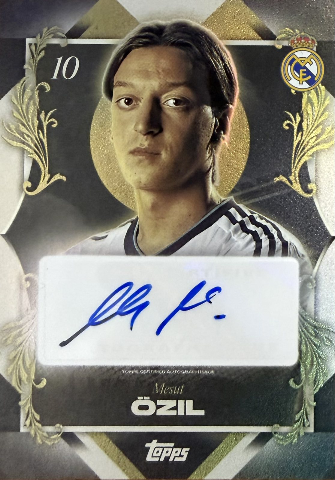 Mesut Ozil Autograph Topps Los Blancos