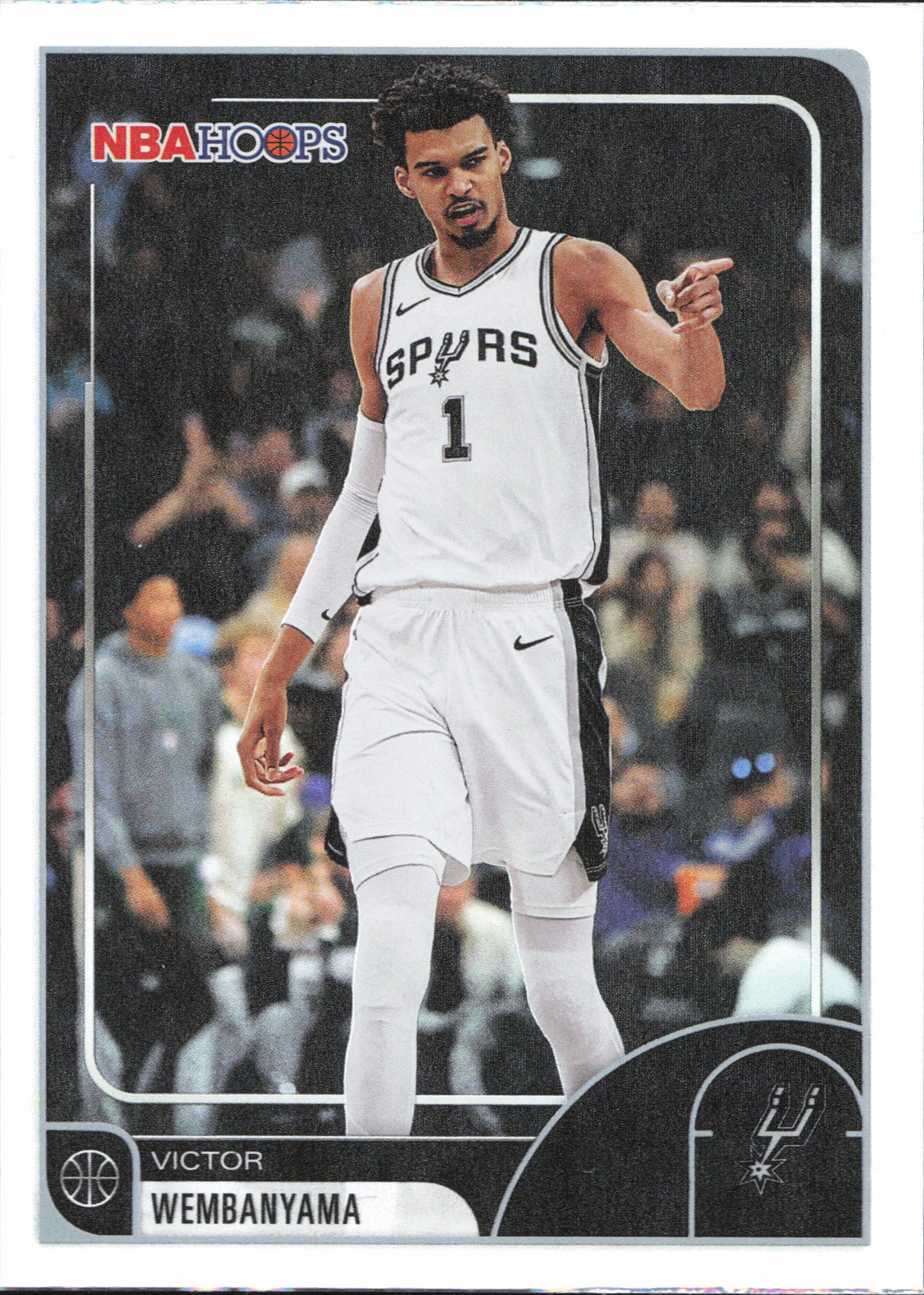 Victor Wembanyama Base Topps NBA Hoops