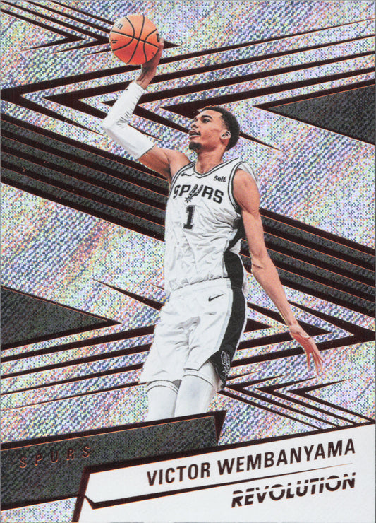Victor Wembanyama Base Panini Revolution
