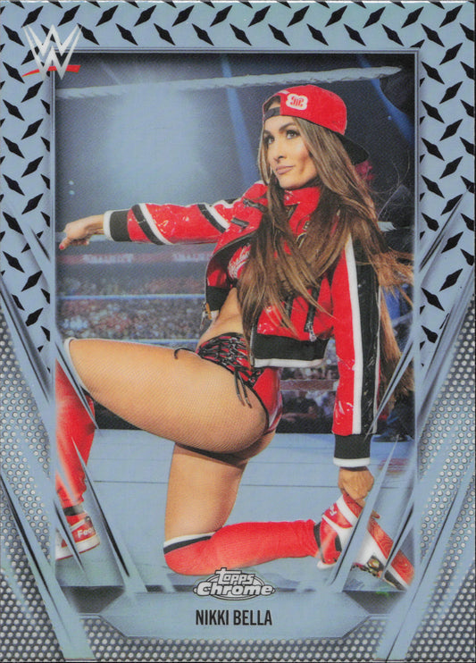 Nikki Bella Refractor Topps Chrome WWE