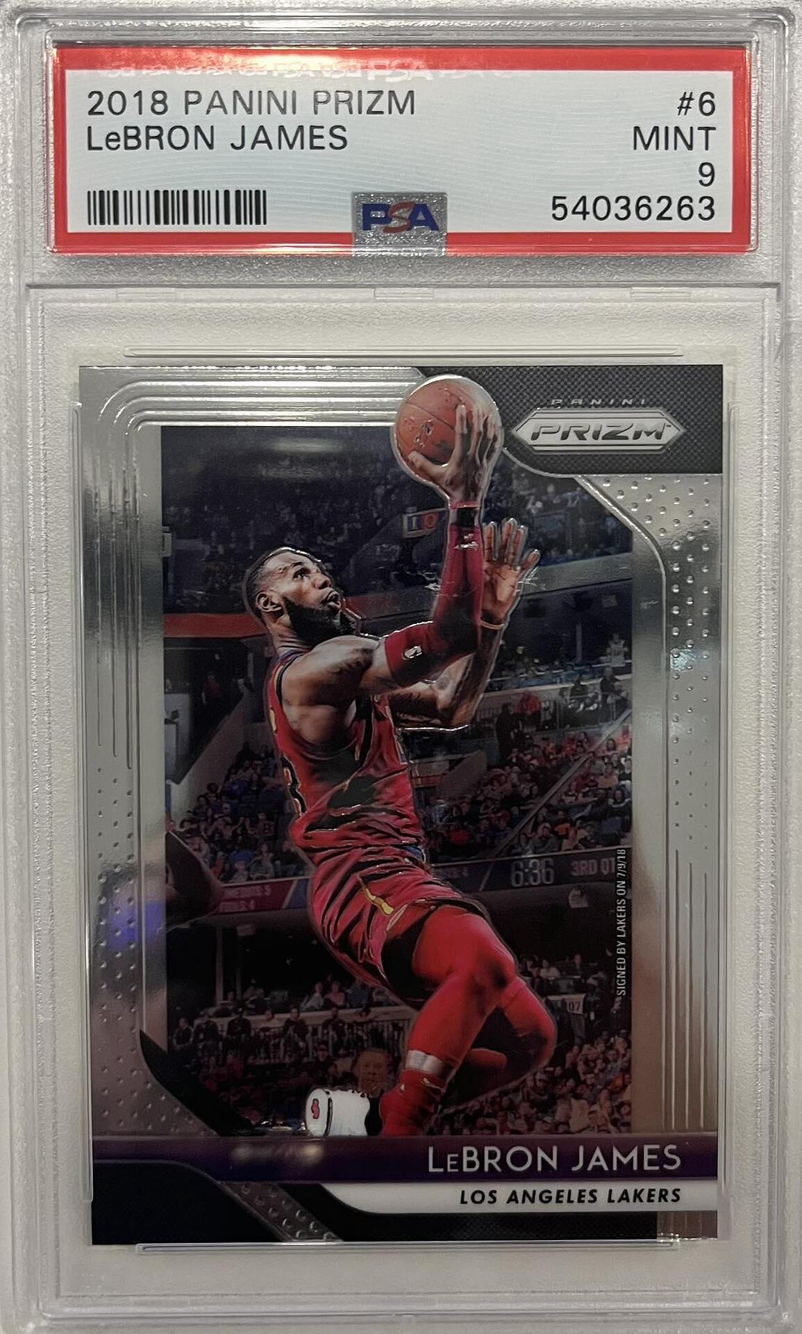 LeBRON JAMES GRADED PANINI PRIZM 2018 BASE