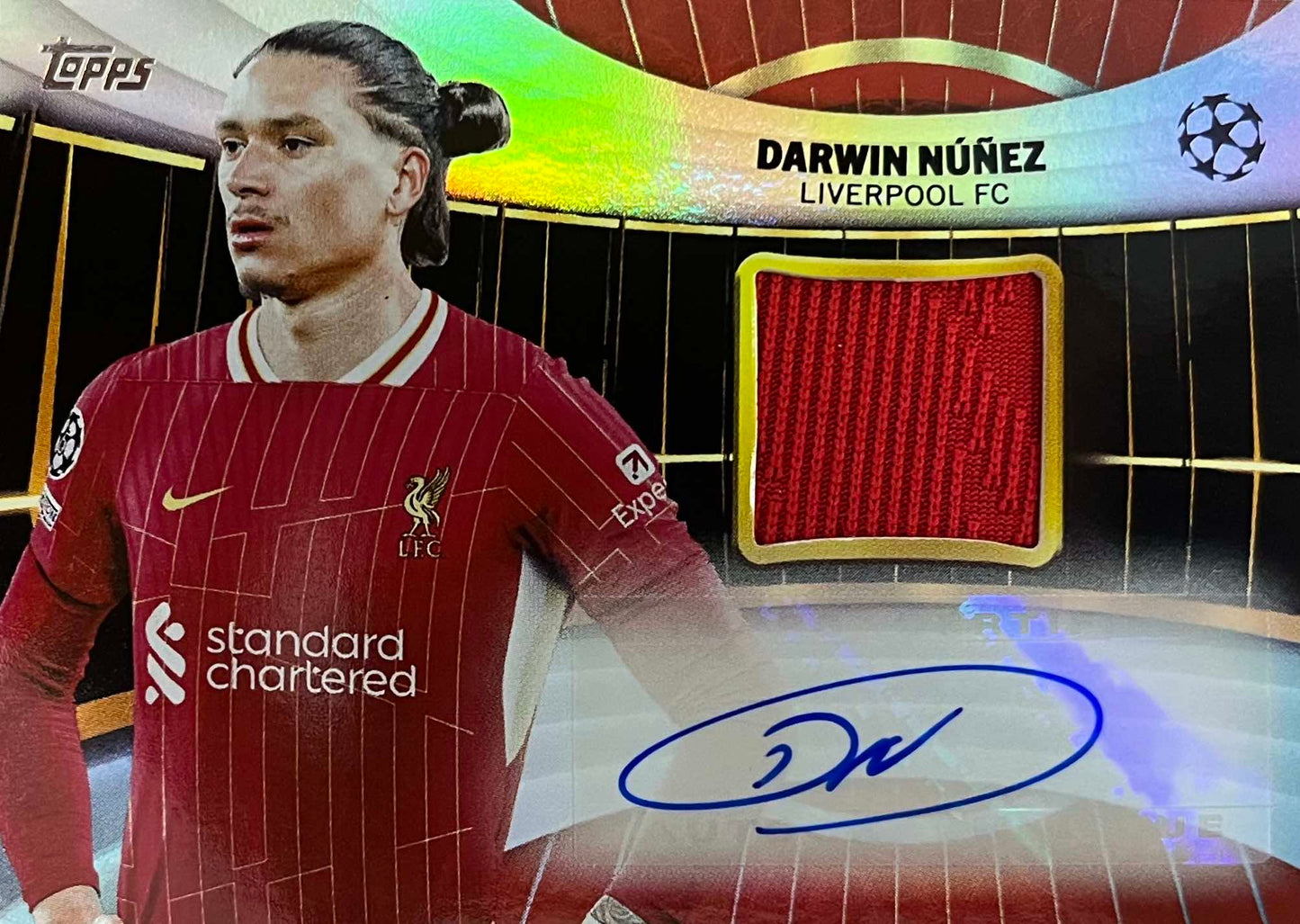 Darwin Nunez Player-Worn Patch Autograph Numbered /99 Topps