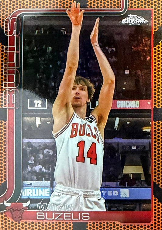 Matas Buzelis Basketball Refractor Topps Chrome