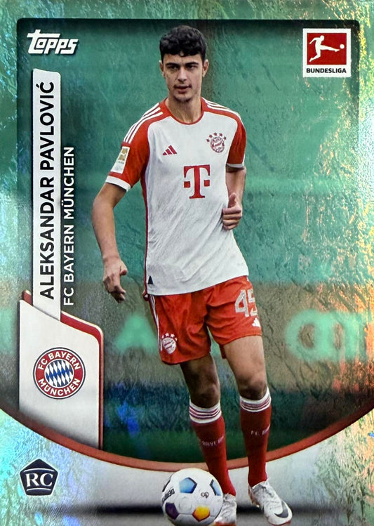 Aleksandar Pavlovic Rookie Topps Jade Bundesliga