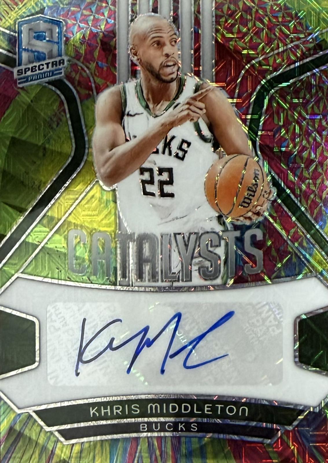Khris Middleton Autograph Numbered /15 Panini Spectra